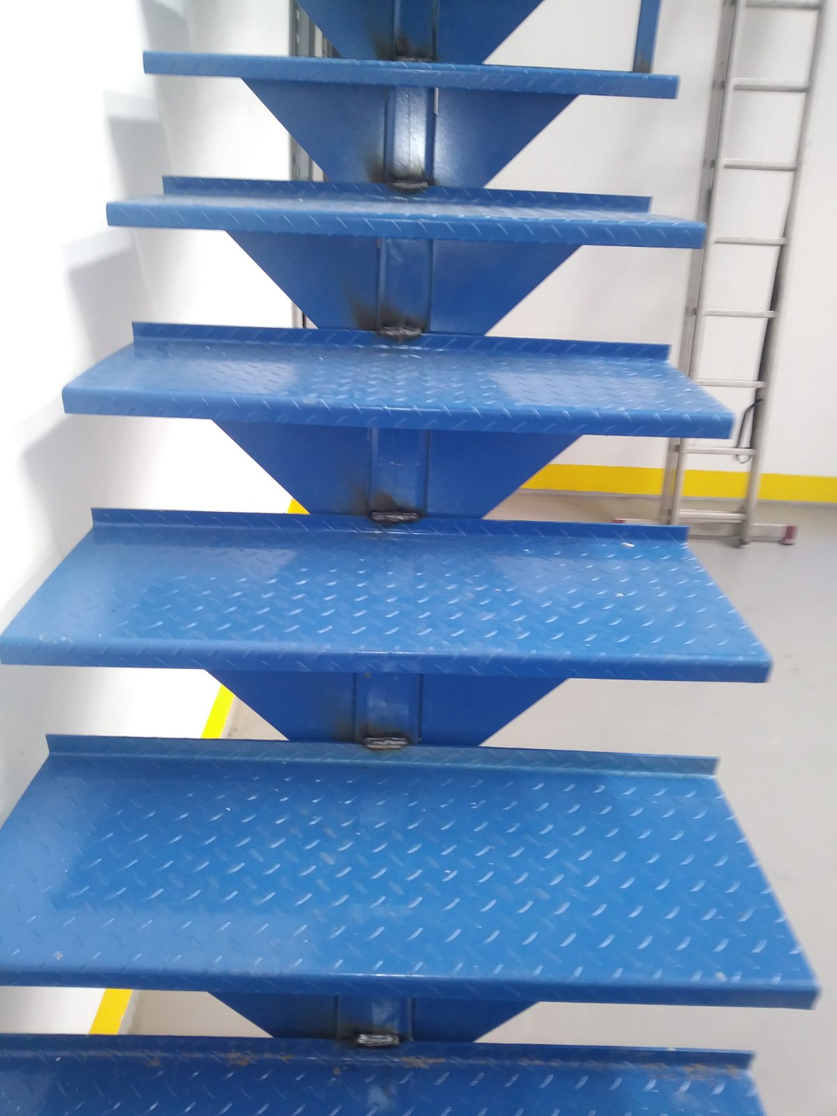 Метални изделия